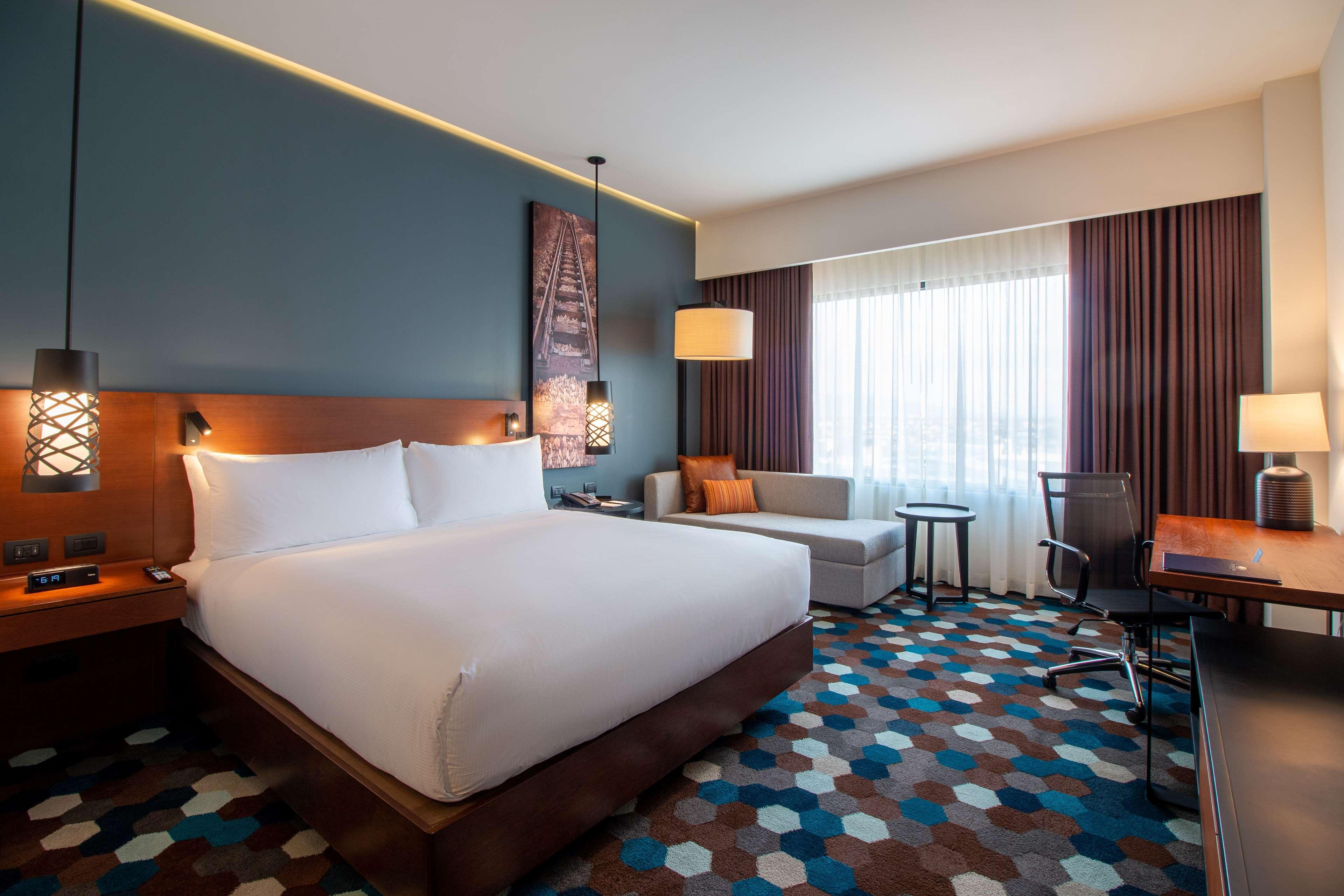 ดับเบิลทรี บาย ฮิลตัน เซลายา Hotel เคลาญา ภายนอก รูปภาพ