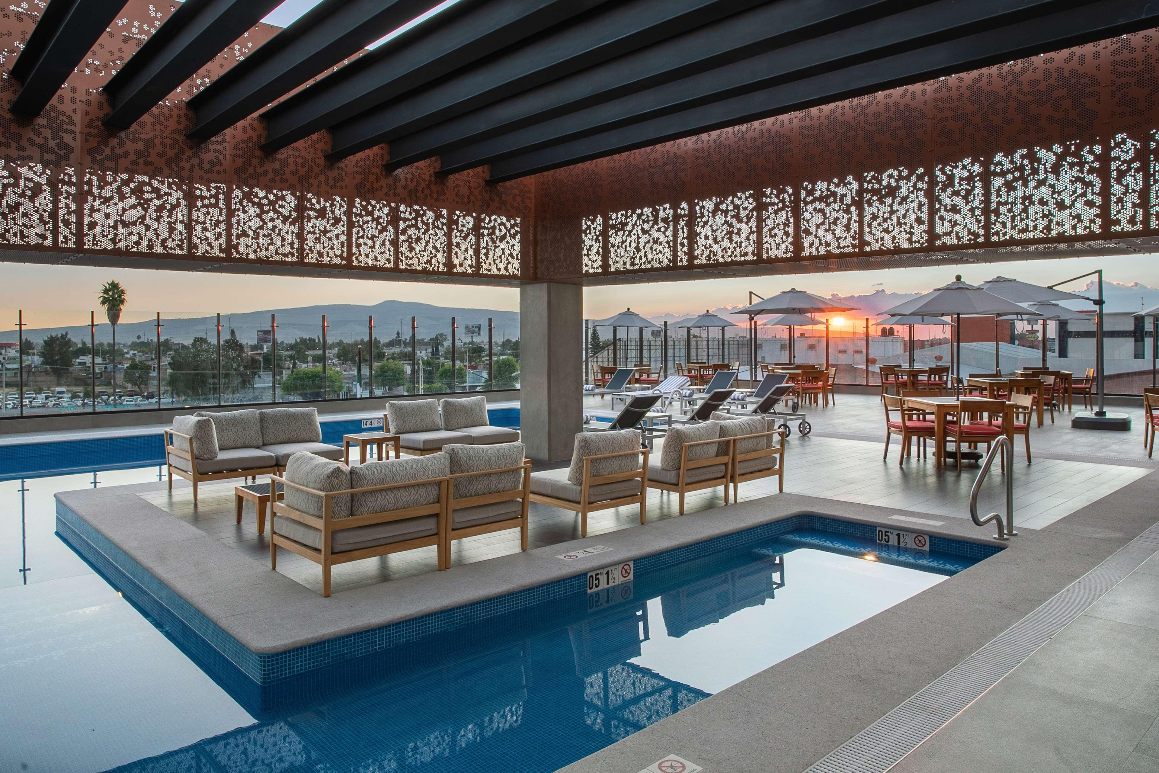ดับเบิลทรี บาย ฮิลตัน เซลายา Hotel เคลาญา ภายนอก รูปภาพ
