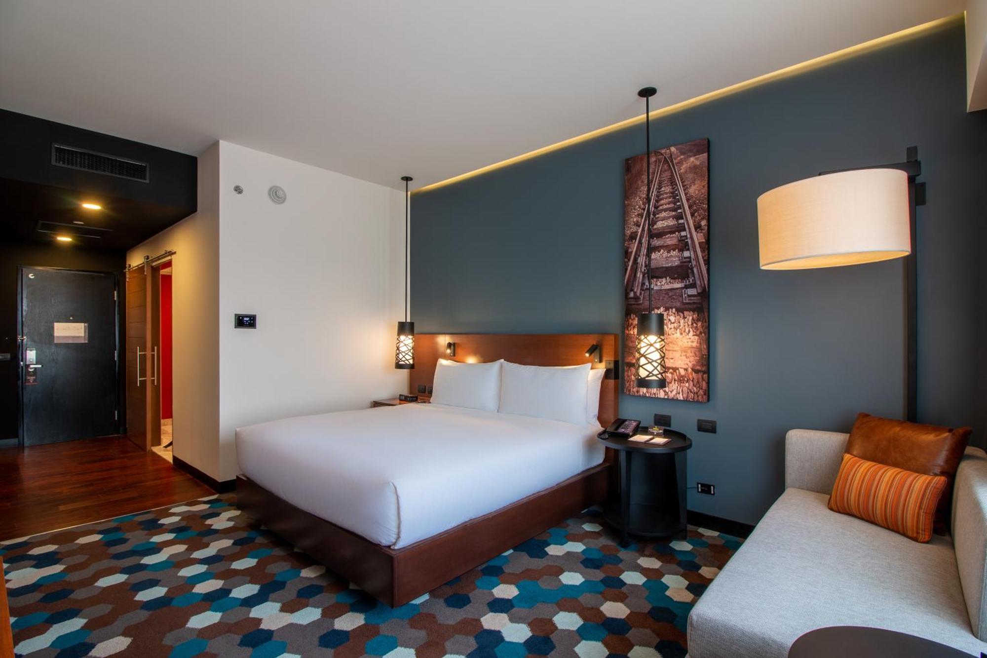 ดับเบิลทรี บาย ฮิลตัน เซลายา Hotel เคลาญา ภายนอก รูปภาพ