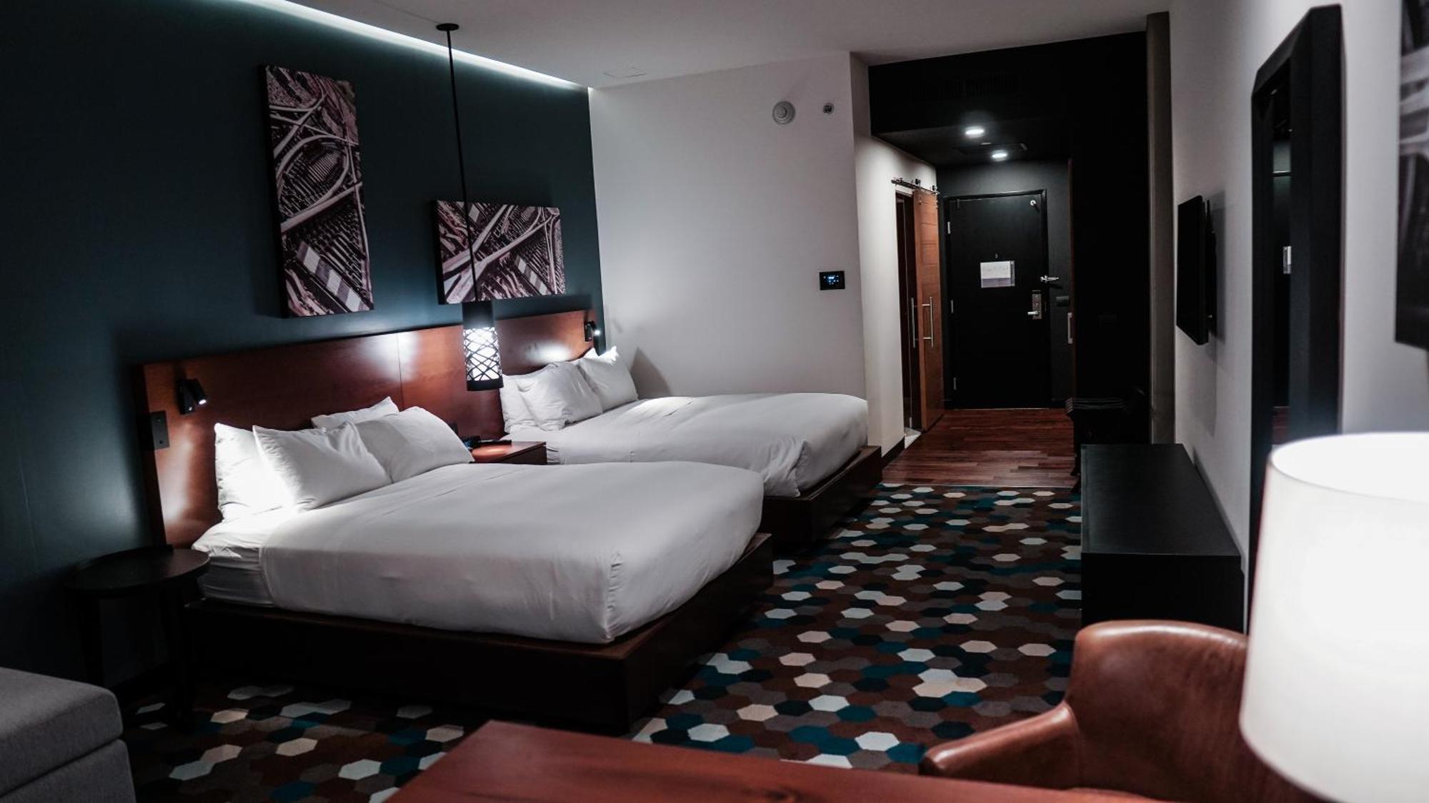 ดับเบิลทรี บาย ฮิลตัน เซลายา Hotel เคลาญา ภายนอก รูปภาพ